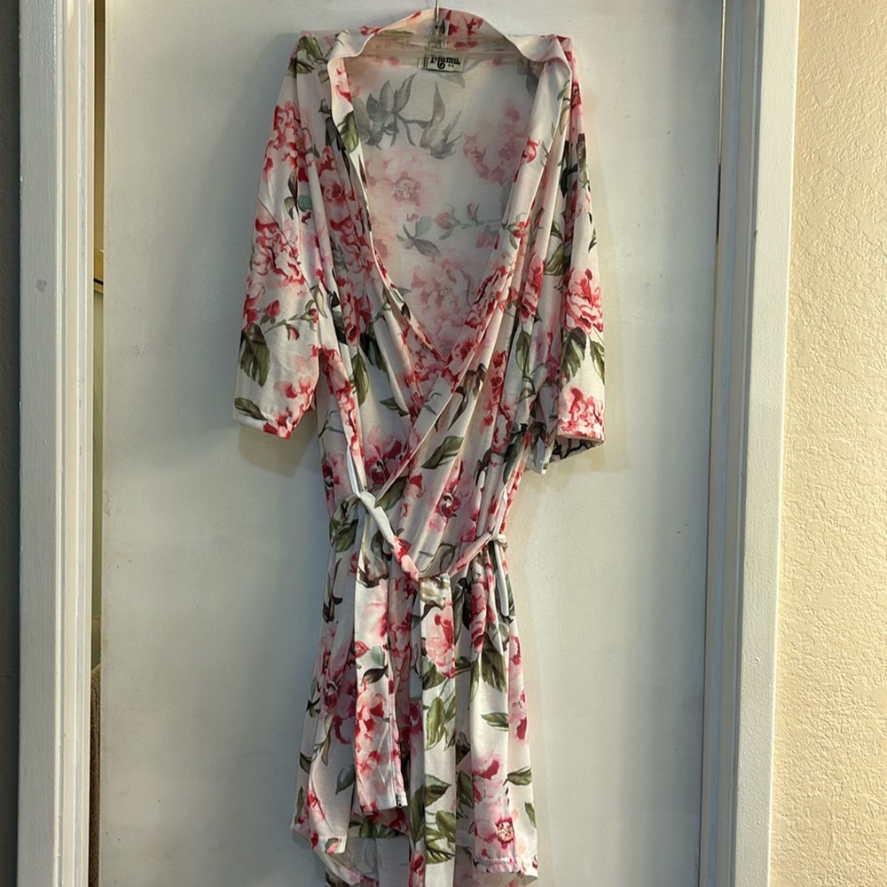 Show Me Your Mumu Robe NWOT